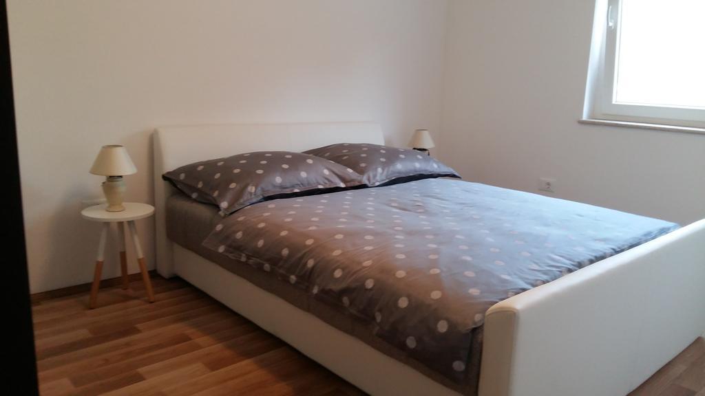 Apartment Adriatic Umag Exteriör bild